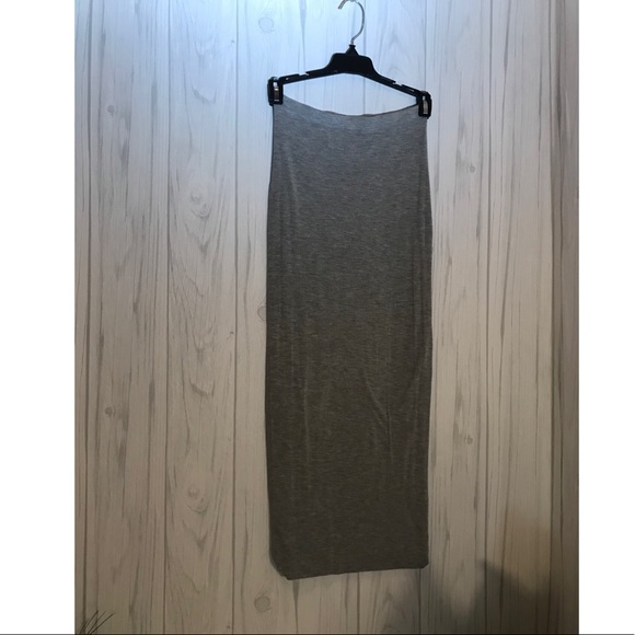 Bisou Bisou pencil skirt - Picture 3 of 3